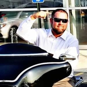 Meet your Posher, Todd